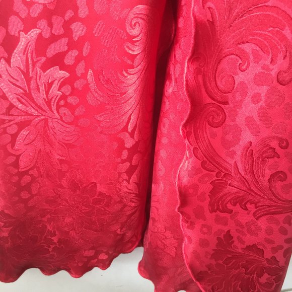 Lingerie/nightwear.  Red, size large - Picture 2 of 4